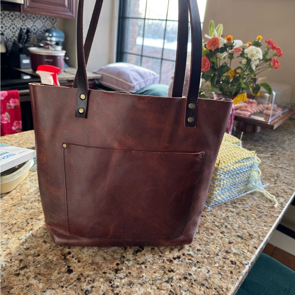 Lava Portland leather medium tote